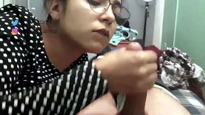 Handmade na may finishing sa kamay - maraming gatas