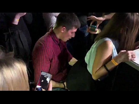 ❤️ Tunay na sex sa isang Russian nightclub. Ang 18-taong-gulang na batang babae na Ruso sa anus at puki ay nakipagkamay sa isang nightclub ❌ sluts sa porn tl.gaypornforyou.ru ❌️❤